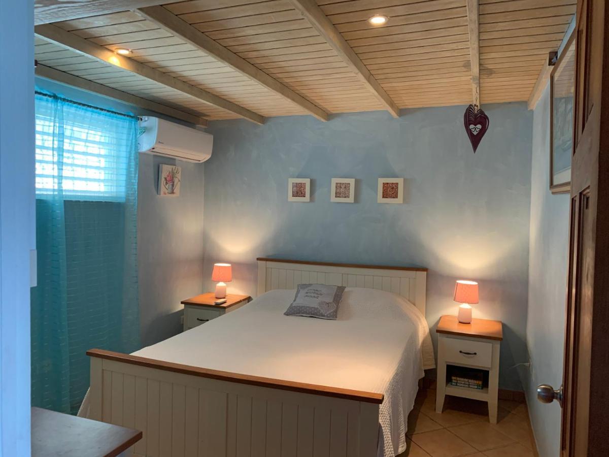 Vista Mare - Cozy Apartment With Beach At Walking Distance Dickenson Bay Exterior photo